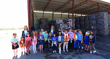 Öğrenciler çöpün serüvenini yerinde gördü