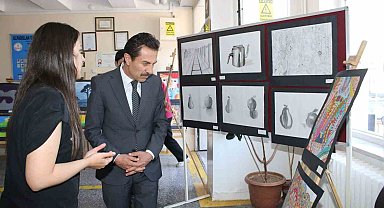 Öğrenciler yıl sonu sergisi açtı