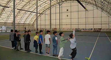 Öğrencilerin Düzce Üniversitesi'ne ilgisi devam ediyor