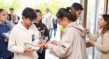 Öğrencilerin LGS sınav heyecanı başladı