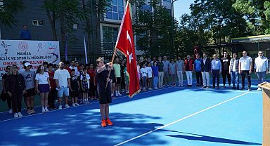 Okul Sporları Yıldızlar Tenis Türkiye Şampiyonası Demirci'de başladı