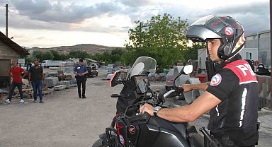 Önce telefonda tartıştı ardından iş yerine gidip dehşet saçtı