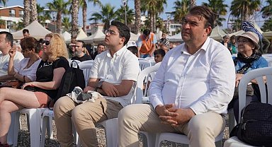 Onlarca yazar ve binlerce kitap Seferihisarlılarla buluştu