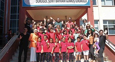 Ordu'da ikiz öğrencilerin karne heyecanı