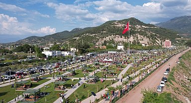 Osmaniye Belediyesi'nden karne şenliği