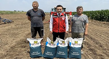 Osmaniye'de 41,7 ton soya tohumu toprakla buluştu