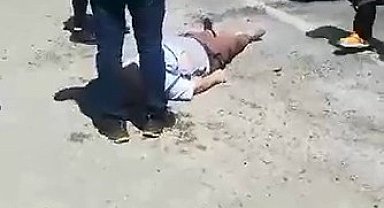 Otomobil yolun karşısına geçmek isteyen yayaya çarptı: 1 yaralı