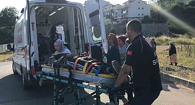 Otomobile 8 kişi binip dehşeti yaşadılar: 1'i ağır 5 yaralı