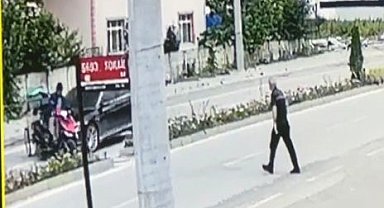 Otomobilin çarptığı elektrikli bisikletin sürücüsü ağır yaralandı