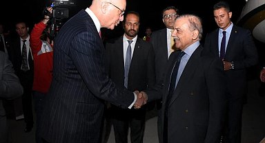 Pakistan Başbakanı Şerif, Cumhurbaşkanı Erdoğan'ın yemin töreni için Ankara'ya geldi