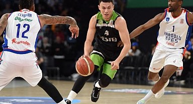 Pako Cruz, 1 sezon daha Manisa BBSK'da