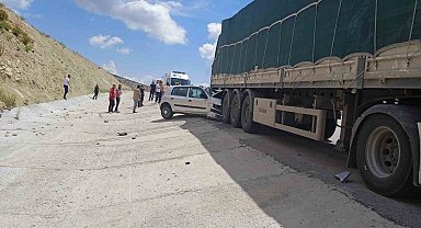 Park halindeki tıra arkadan çarpan sürücü feci şekilde can verdi