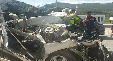 Park halindeki tıra arkadan çarptı, o anlar kameraya anbean yansıdı