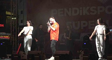 Pendikspor, Süper Lig'e yükselişini coşkuyla kutladı