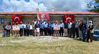 PKK'lı teröristlerce şehit edilen öğretmen Nevzat Akdemir anıldı