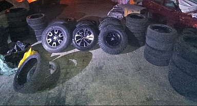 Polis, 475 bin TL'lik hırsızlık yapan şüphelileri yakaladı