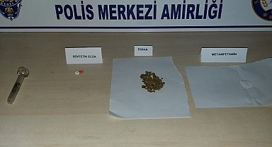 Polis merkezi ekipleri 3 ayrı kişiyi uyuşturucuyla yakaladı