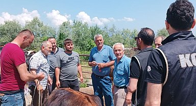 Polisten Kurban satıcılarına sahte para uyarısı