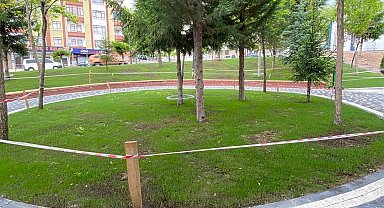 Pursaklar yenilenen park alanlarıyla nefes alıyor