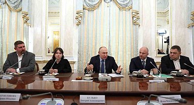 Putin: "Ukrayna'nın savunma sanayisi yakında tamamıyla tarihe karışacak"