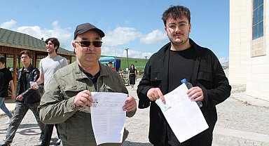 "Rakibim yok" diyen 62 yaşındaki baba 19 yaşındaki oğluyla birlikte sınava girdi