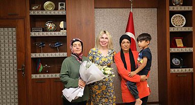 Rektör Özkan depremzede çocuklar için proje düzenleyen ekiple bir araya geldi