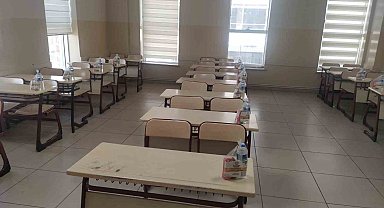 Şahinbey'de LGS sınavına giren öğrencilere sürpriz