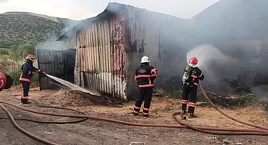 Sakarya'da kereste atölyesinde yangın