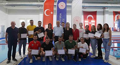 Şampiyon özel sporculara başarı belgesi
