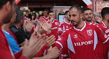 Şampiyon Samsunspor sahaya iniyor