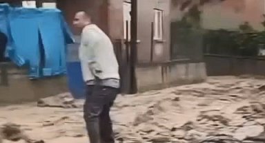 Samsun'da sağanak su baskınlarına sebep oldu