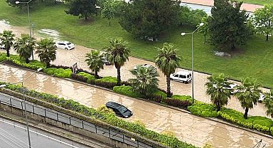 Samsun'u yine sel vurdu