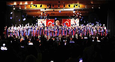 SANKO Üniversitesi SHMYO' da mezuniyet coşkusu