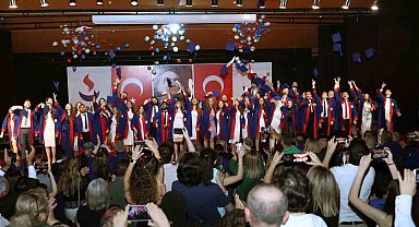 Sanko Üniversitesi Tıp Fakültesinde mezuniyet coşkusu