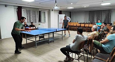 Sarıgöl'de masa tenisi turnuvası büyük ilgi gördü