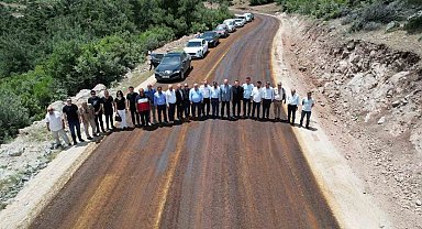 Saruhanlı'da grup yolları asfaltlanıyor