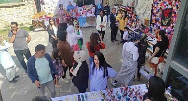 Sason'da Halk Eğitim Merkezi kursiyerleri çalışmalarını sergiledi