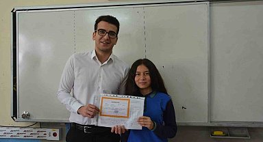 Selendi'de 2 bin 694 öğrenci karne aldı