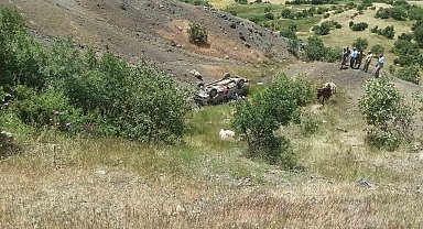 Siirt'te kamyonet takla attı, sürücü kazayı yara almadan atlattı