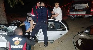 Simav'daki trafik kazasında 2 lise öğrencisi hayatını kaybetti
