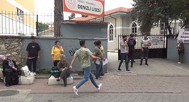 Sınava yetişemeyen adaylar zamana karşı yarıştı