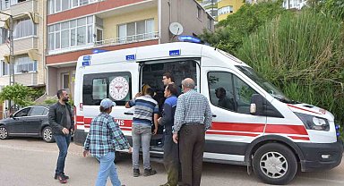 Sinop'ta motosiklet devrildi: 1 yaralı