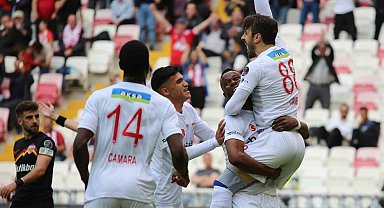 Sivasspor evinde daha başarılı