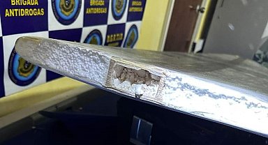 Sörf tahtaları ile uyuşturucu kaçakçılığı yapan 3 çete üyesi yakalandı