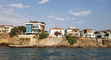 Şövalye Adası'nın ilk evi satılığa çıkarıldı