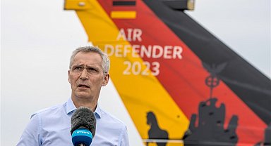 Stoltenberg, Air Defender Tatbikatı'na katılan askerleri ziyaret etti