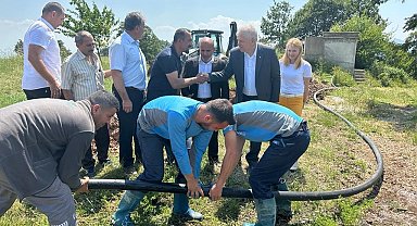 Su geldi mahalleli çifte bayram yaptı