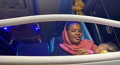 Sudan'da 300 çocuk yetimhaneden tahliye edildi