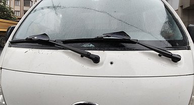 Sultangazi'de park halindeki araçlara kurşun yağdırdılar