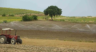 Suya kavuşan topraklarda üreticinin yüzü güldü